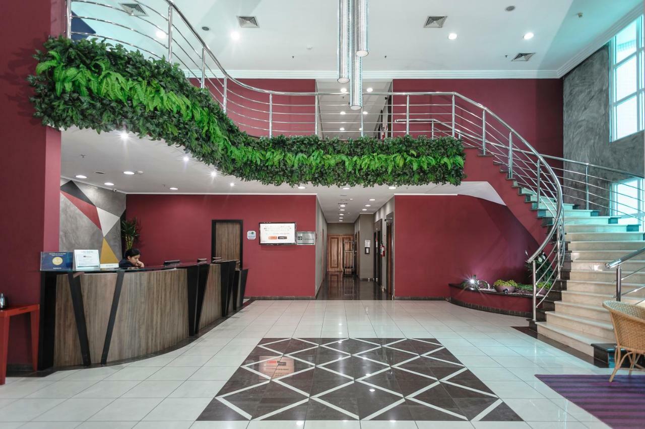Hotel The Premium Озаску Екстер'єр фото